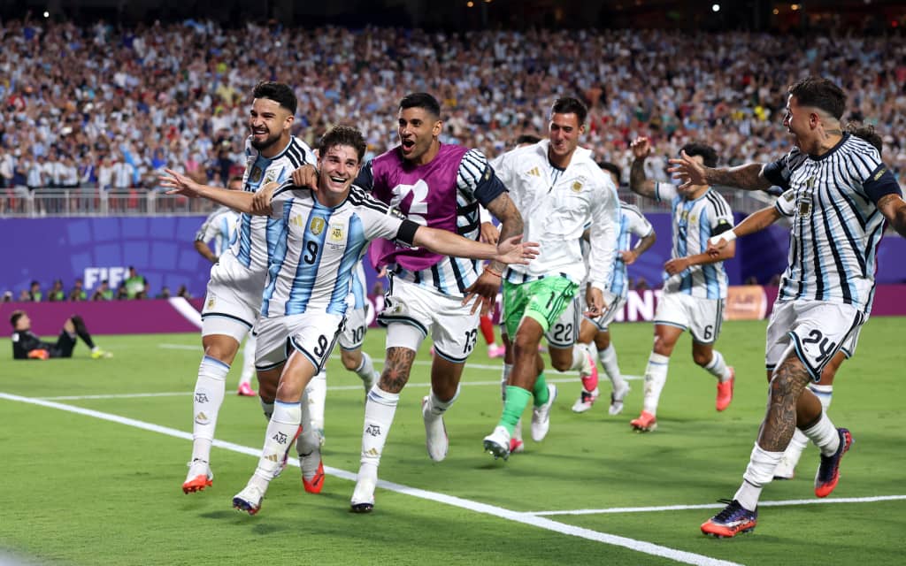 Mondial 2026: l'Argentine se prépare pour un choc fascinant contre l'Angleterre après avoir battu la Suisse 3-1.